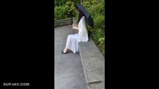 疯狂警告【喷火小仙女】，顶级潮喷~不撸两发对不起她喷，挺漂亮，没想到水量也这么大，刺激